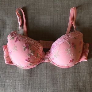 Victoria’s Secret Bra